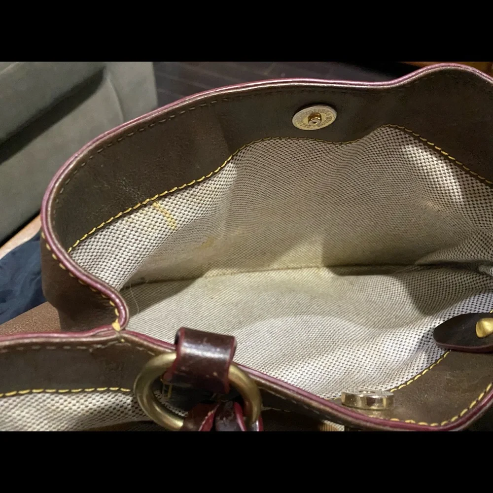 Dooney & Bourke Florentine Large Zip Barlow - Picture 13 of 14